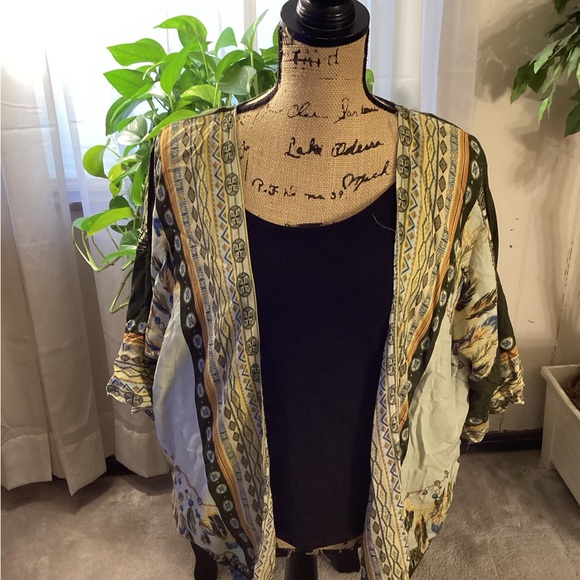 Kimono - Picture 2 of 3